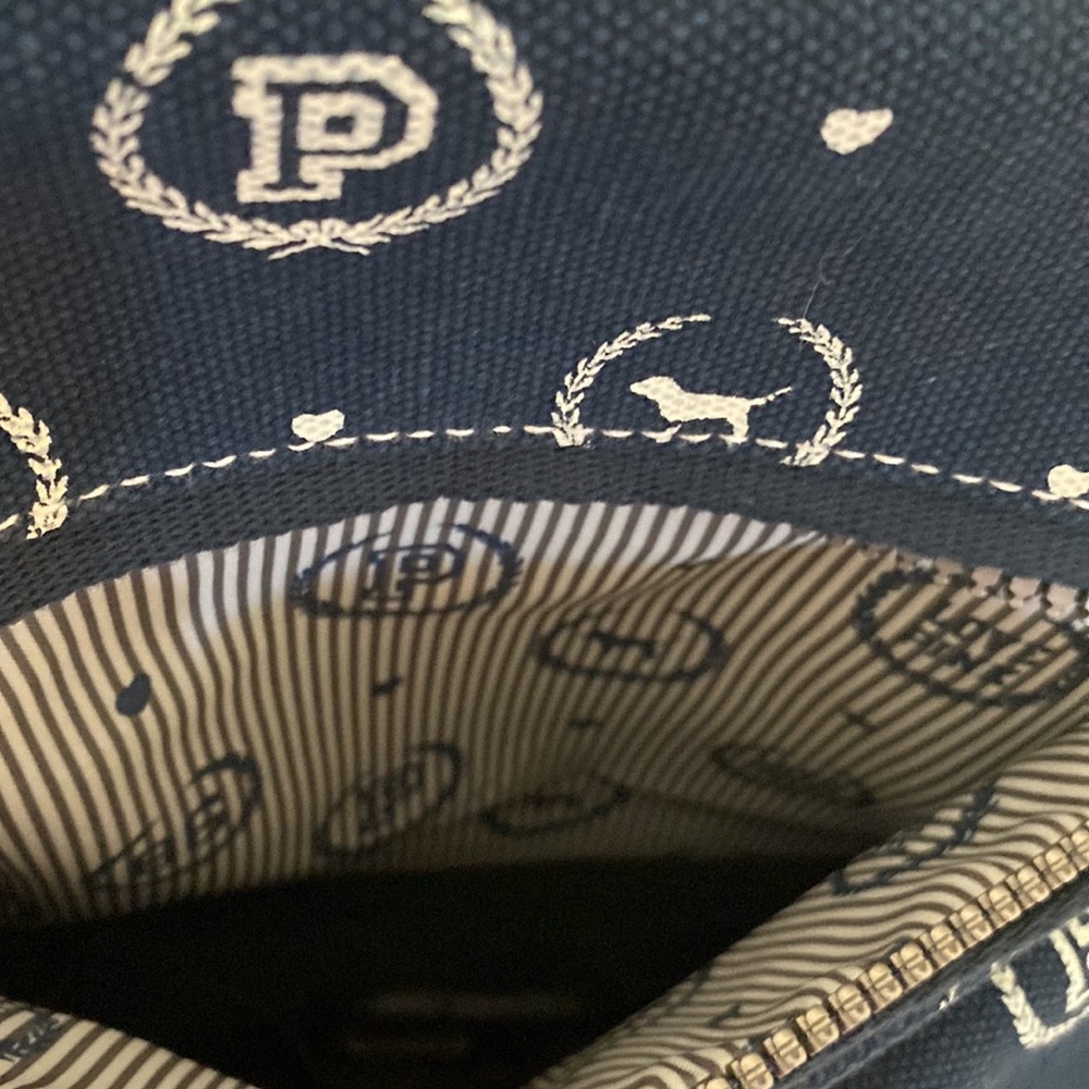 Victorias Secret Pink Travel Bag - Picture 9 of 17